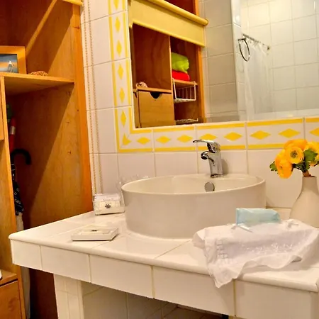 Apartment Rua Dr. Frederico Moniz Pereira Apartment